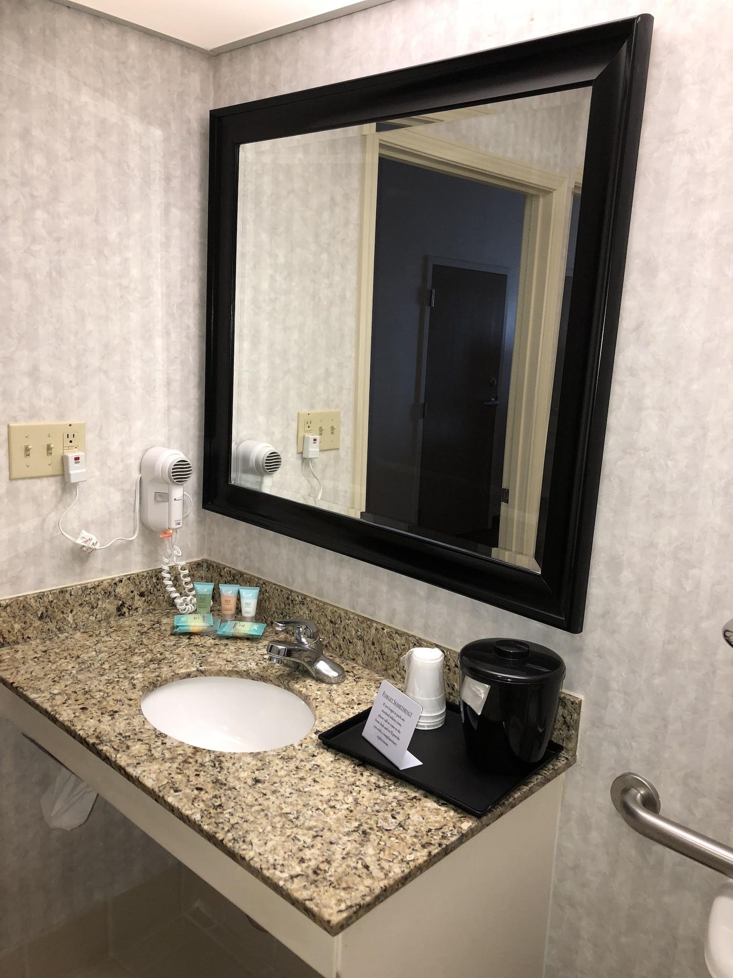 Millennium Inn Ellisville エクステリア 写真