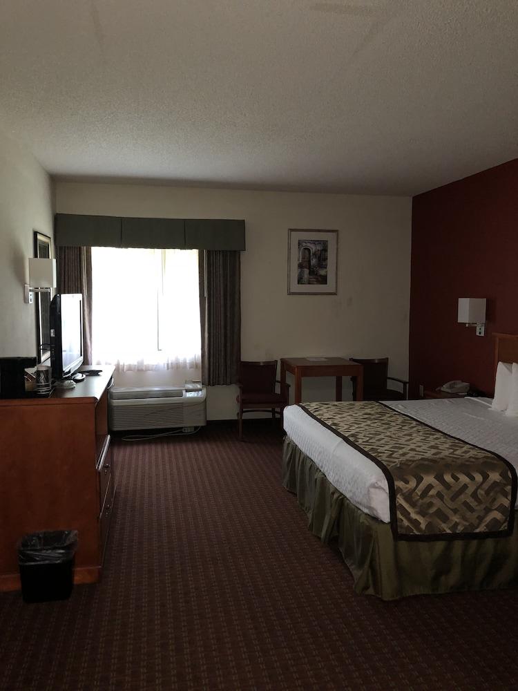 Millennium Inn Ellisville エクステリア 写真