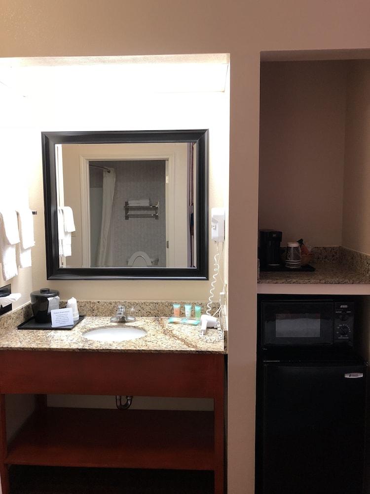 Millennium Inn Ellisville エクステリア 写真