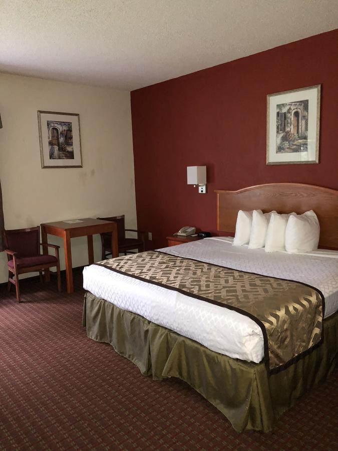 Millennium Inn Ellisville エクステリア 写真