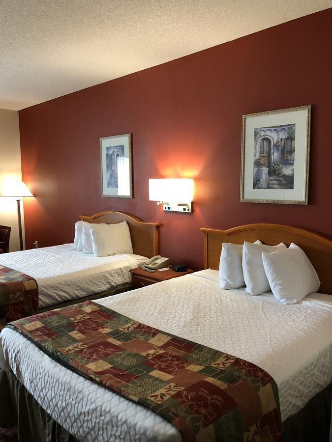 Millennium Inn Ellisville エクステリア 写真