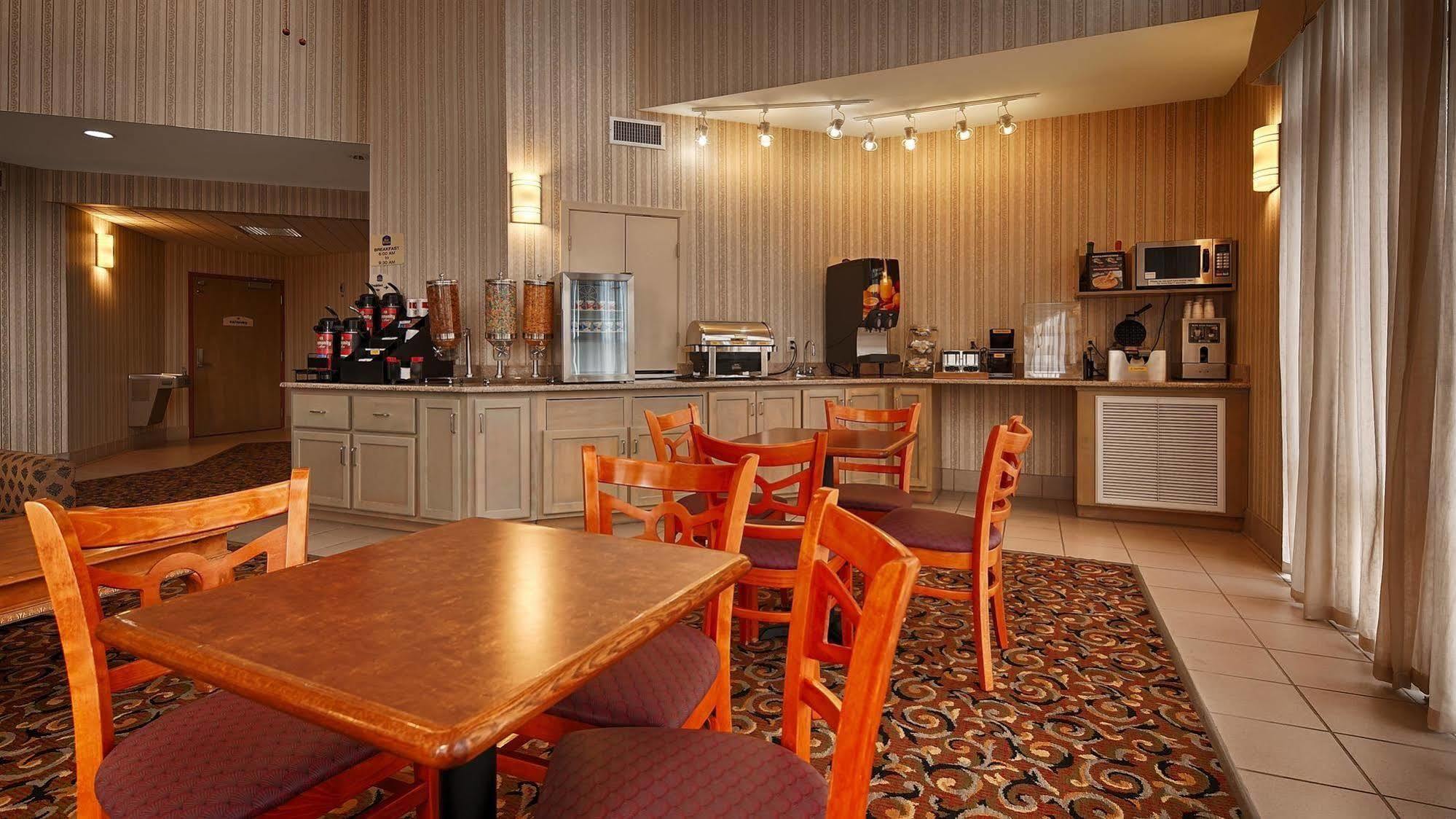 Millennium Inn Ellisville エクステリア 写真